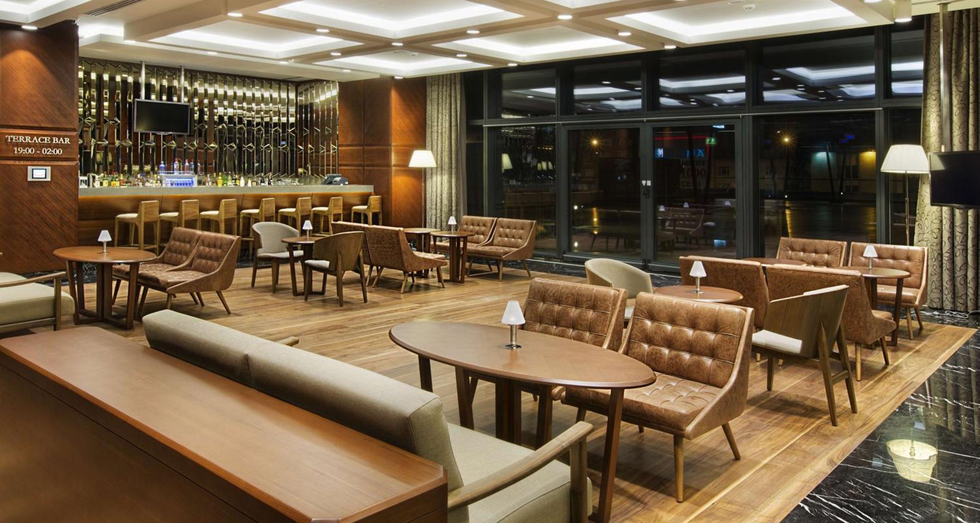 Doubletree By Hilton Istanbul-Avcilar Hotel Exterior foto